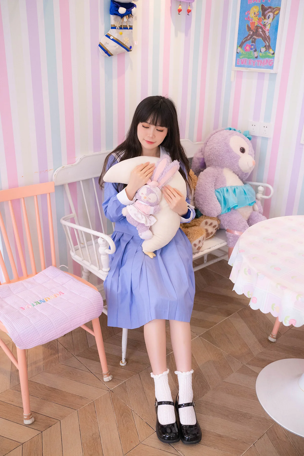 Thumbnail 12