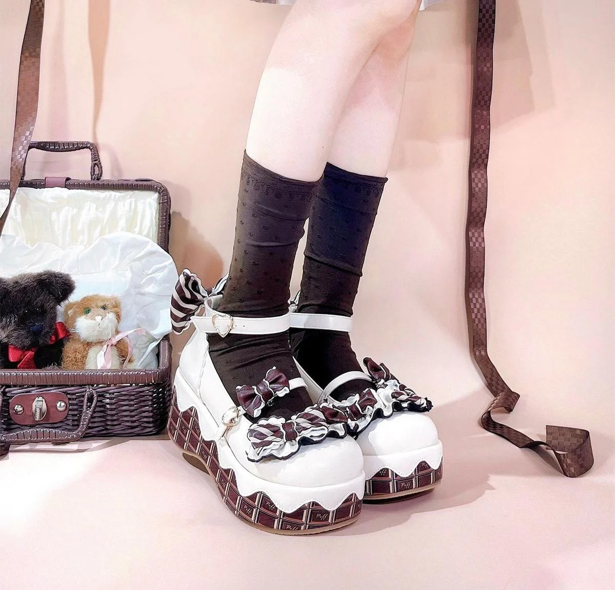 Thumbnail 12